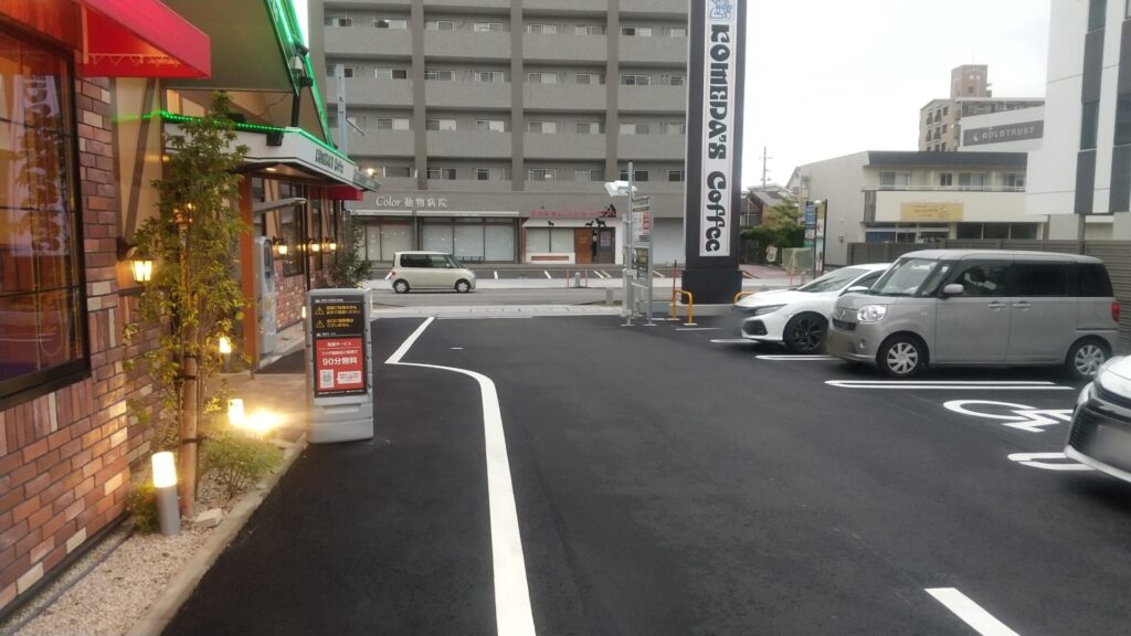 愛知 刈谷 広小路通 コメダ珈琲 刈谷広小路通店 駐車場 障害者用